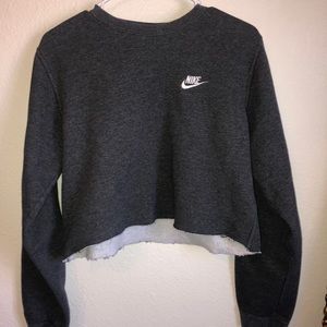 Nike cropped sweatshirt